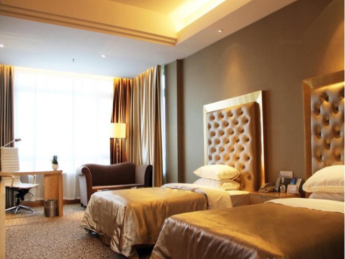 Glarun Jinling Hotel Nanking Buitenkant foto