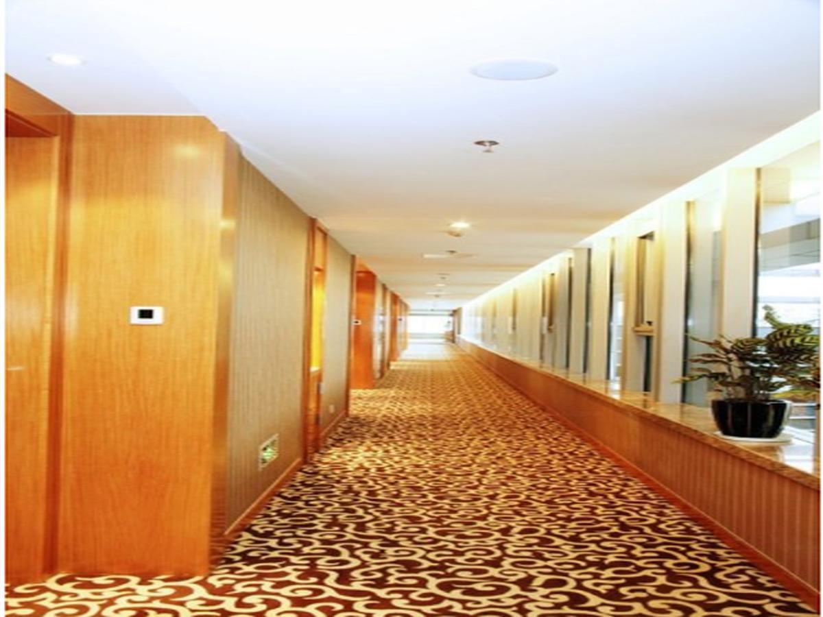 Glarun Jinling Hotel Nanking Buitenkant foto